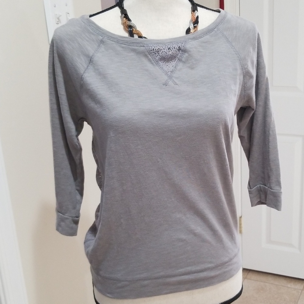 Gray 3/4 sleeve top